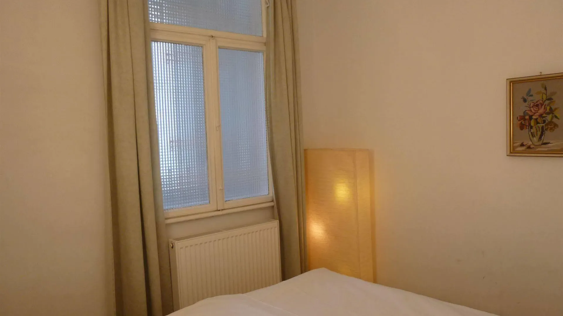 Aparthotel Haus Max Vienna
