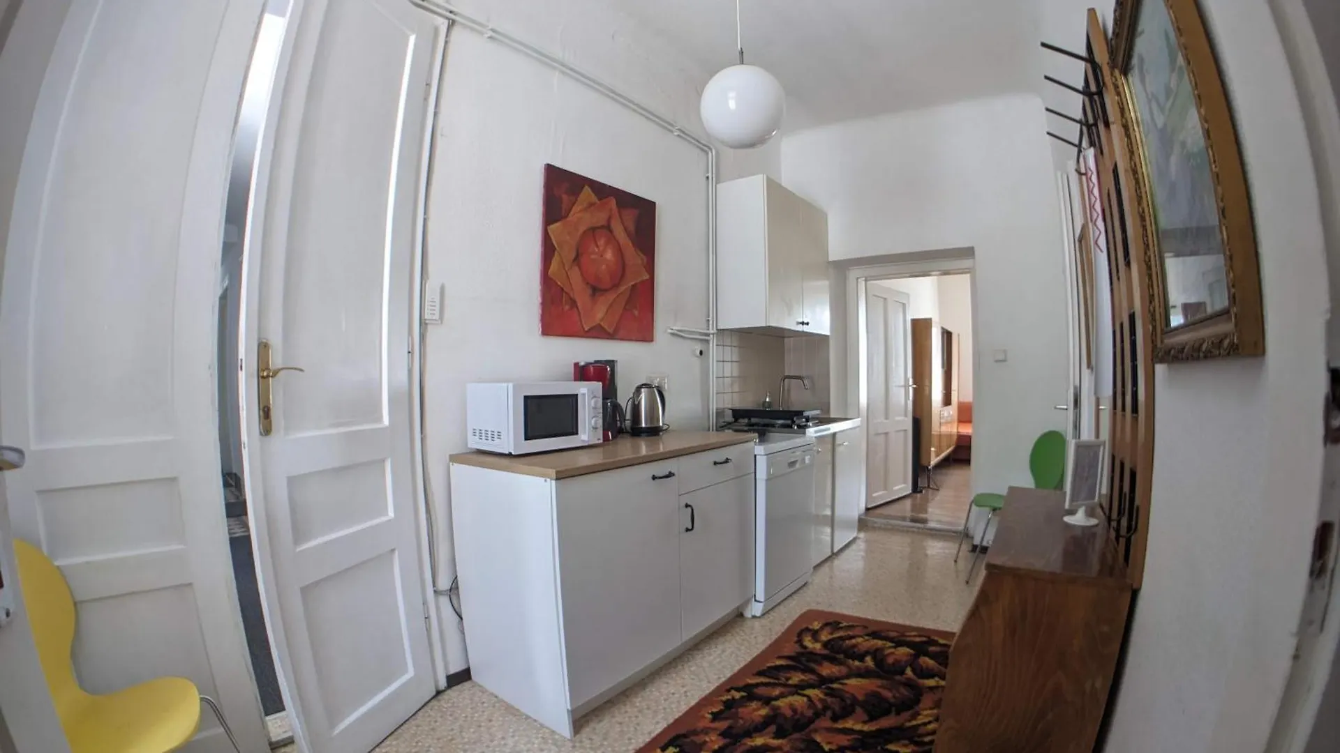 Haus Max 2*, Vienna Austria