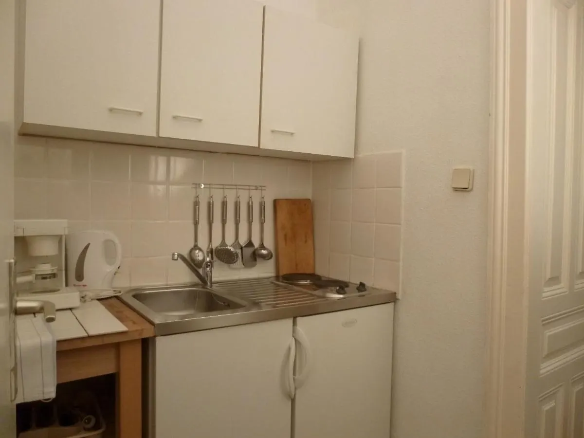 Haus Max Aparthotel Viena